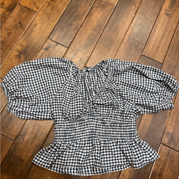 Old Navy navy and White Gingham Blouse - Picture 1 of 2